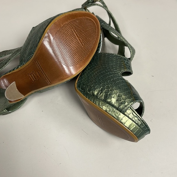 2000~NWT Leon Max Snakeskin Heels Shoes - Picture 7 of 9